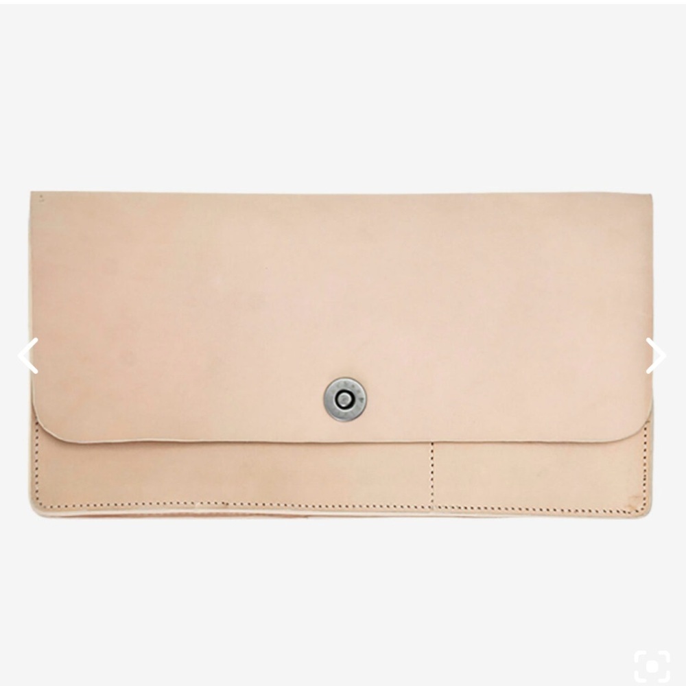 Corban & Blair Beige Leather Travel Wallet